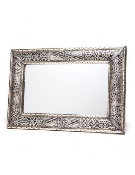 Grand miroir rectangulaire en metal décoré, miroir fait main