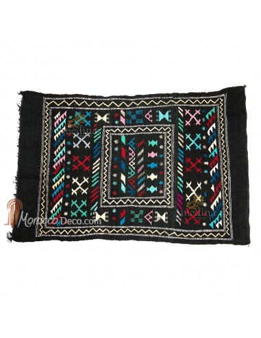 Tapis vintage fait main, tapis berbere aux motifs ethniques sur fond noir